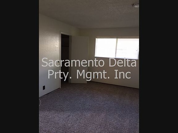 5th image of 4018 Tricia Way