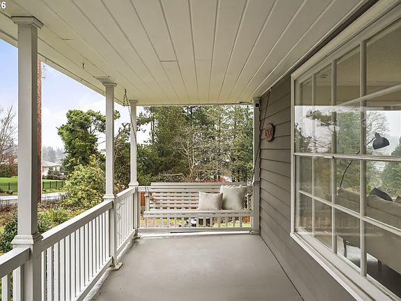 5th image of 12500 SE Ridgecrest Rd