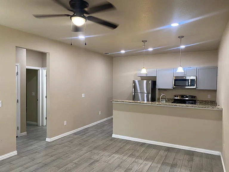 306 S Preston Rd #9 — Photo 5