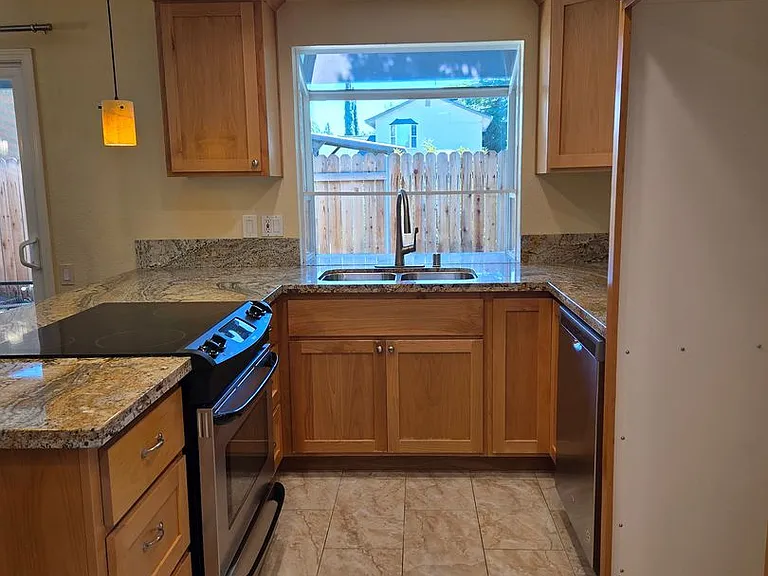 11036 Kenebee River Ct — Photo 2
