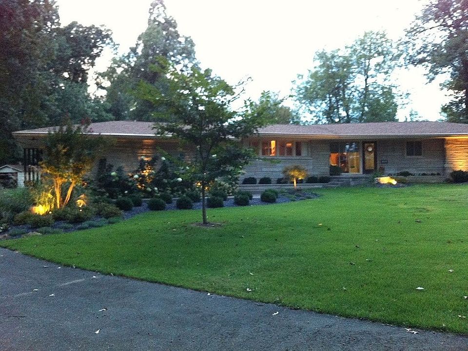 1st image of 835 Homewood Dr