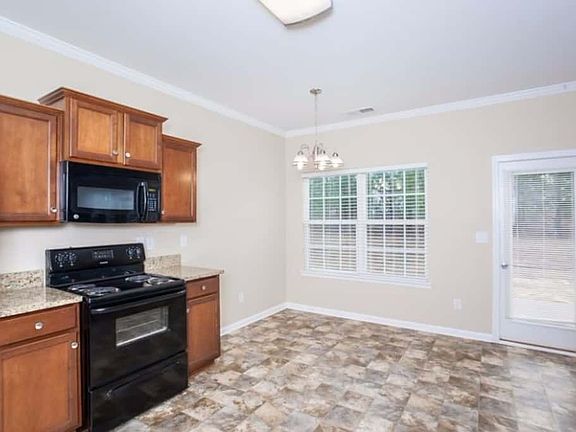 5th image of 5061 Manning Dr