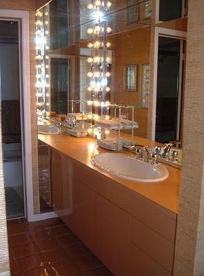 3rd image of 132 Lakeshore Dr APT 817