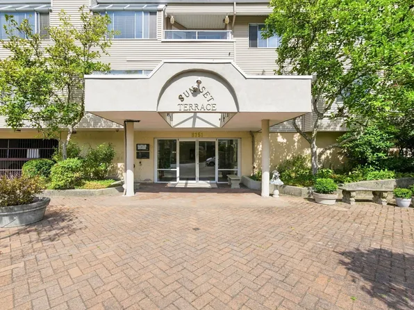 8751 General Currie Rd #305, Richmond, BC V6Y 3T7