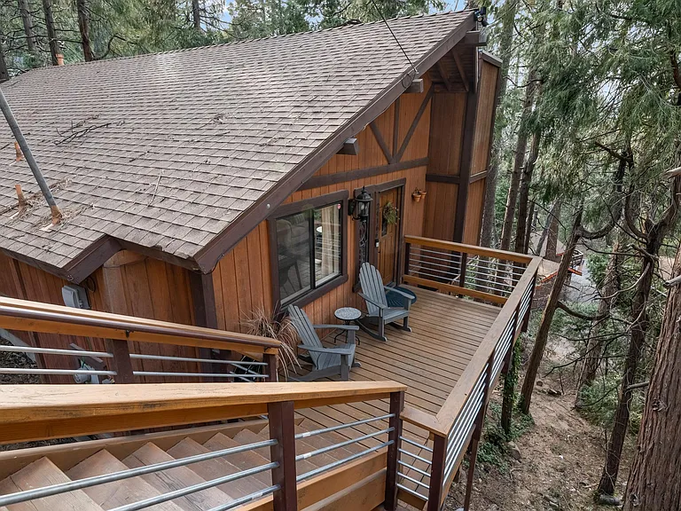 24166 Cresta Dr — Photo 33
