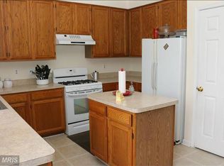 16805 Miranda Ln, Woodbridge, VA 22191