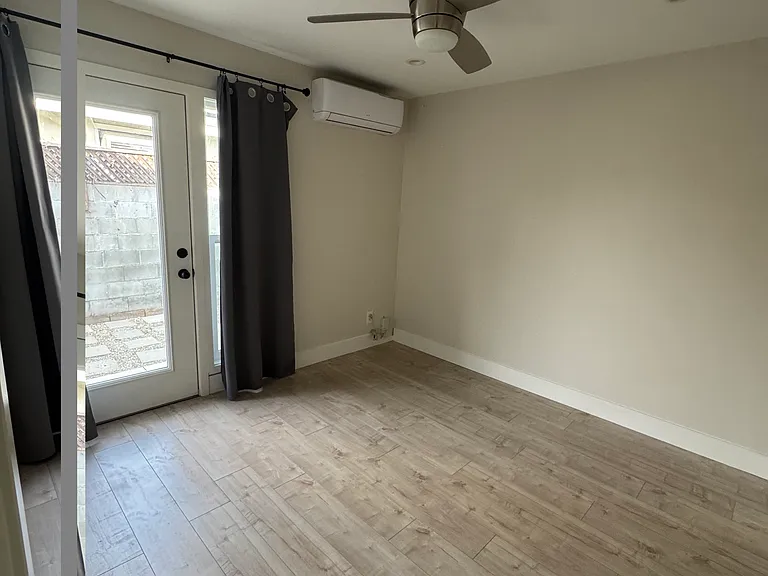 14332 Valeda Dr — Photo 9