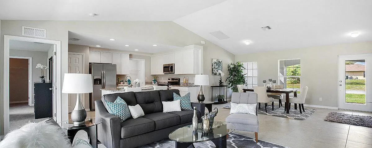 4 bed, 2551 sqft, $2,749 — Photo 2