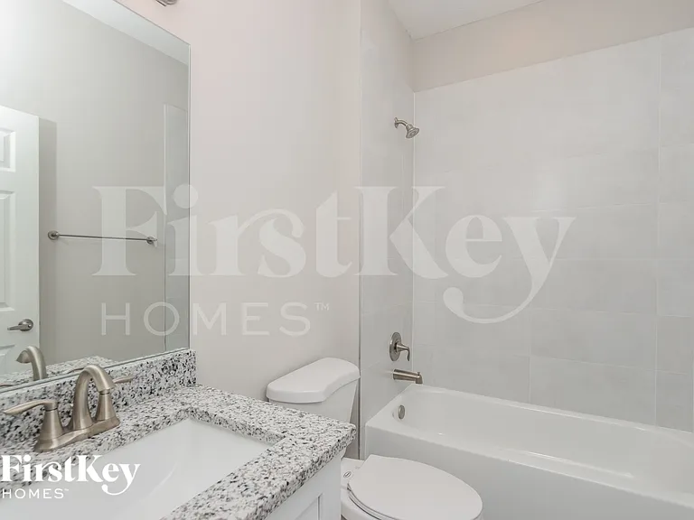 542 Reading St SE — Photo 13