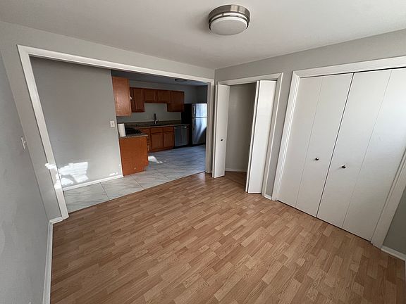 4th image of 3021 W Belmont Ave #2F
