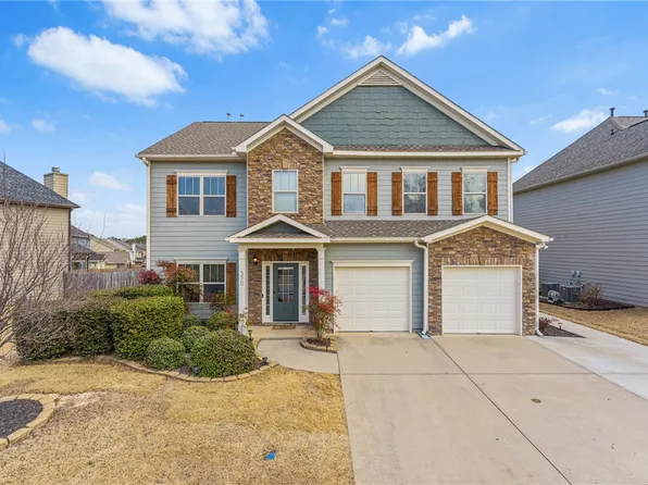 370 Bridge Crossing Dr, Simpsonville, SC 29681