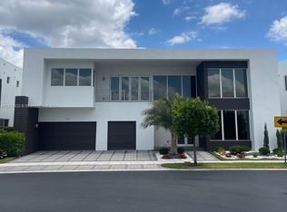 7423 NW 102nd Ct, Doral, FL 33178