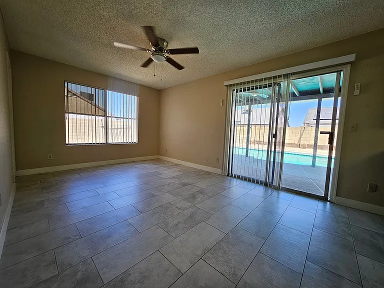 4582 W Piute Ave — Photo 4