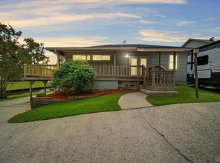 110 Navajo Trl, Hertford, NC 27944