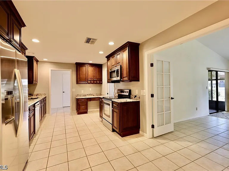 12840 Dornoch Ct — Photo 10