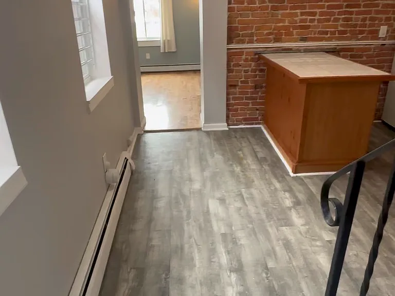 144 Cottage St #3 — Photo 27