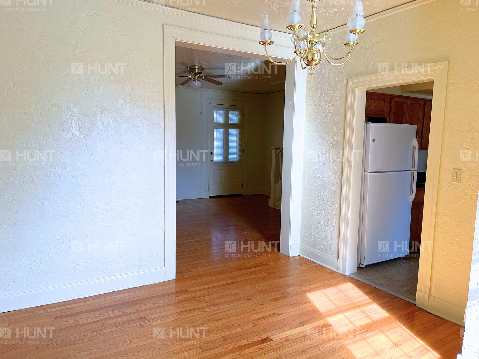 3 bed, 2.5 bath, 1310 sqft, $1,450 — Photo 4