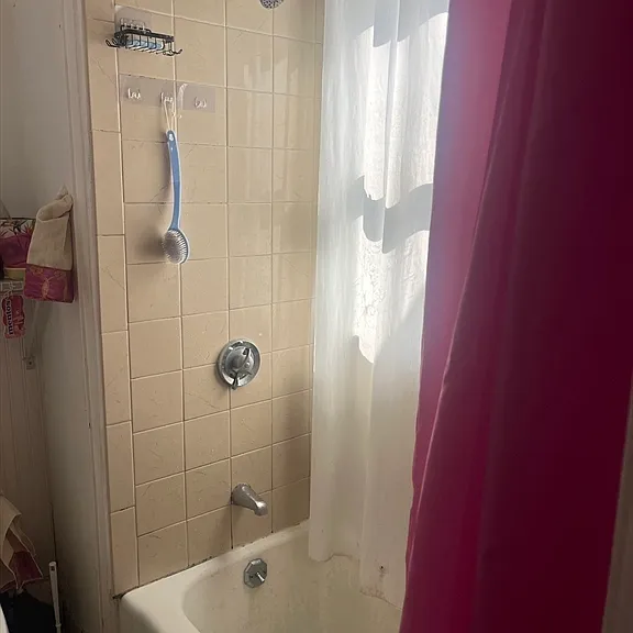 33 Fairmont St #2 — Photo 5