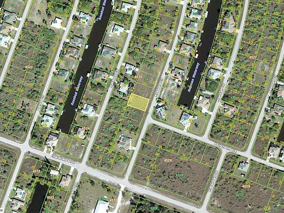 3rd image of 9495 Rosebud Cir