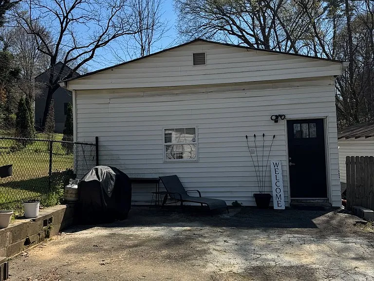 2686 Rosemary St NW — Photo 12