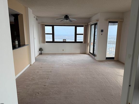4th image of 3101 Boardwalk #3305-1