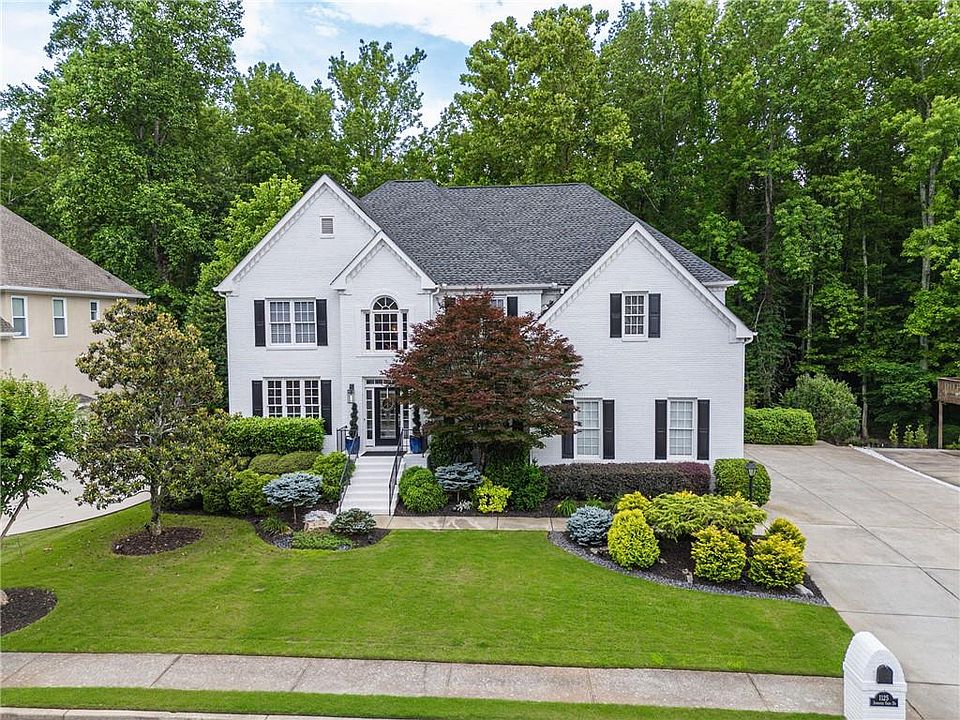 1st image of 1125 Jennifer Oaks Dr