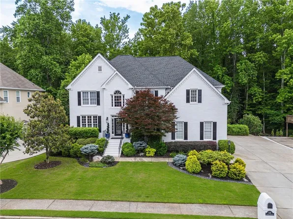 1125 Jennifer Oaks Dr, Alpharetta, GA 30004