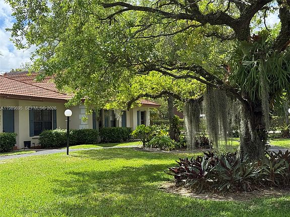 5th image of 2381 SW 70th Ave #49