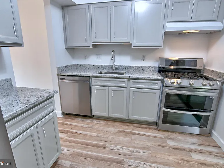 1580 Moorings Dr #11B — Photo 48
