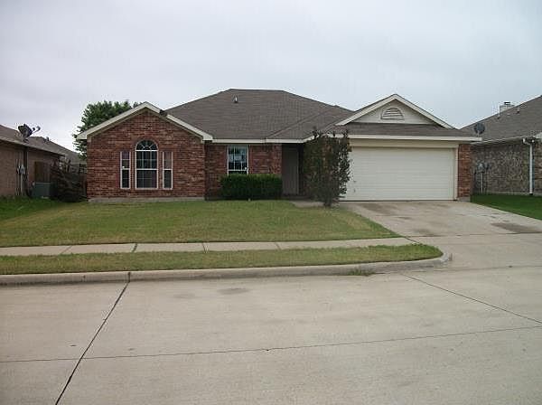 1st image of 1516 Loveland Dr