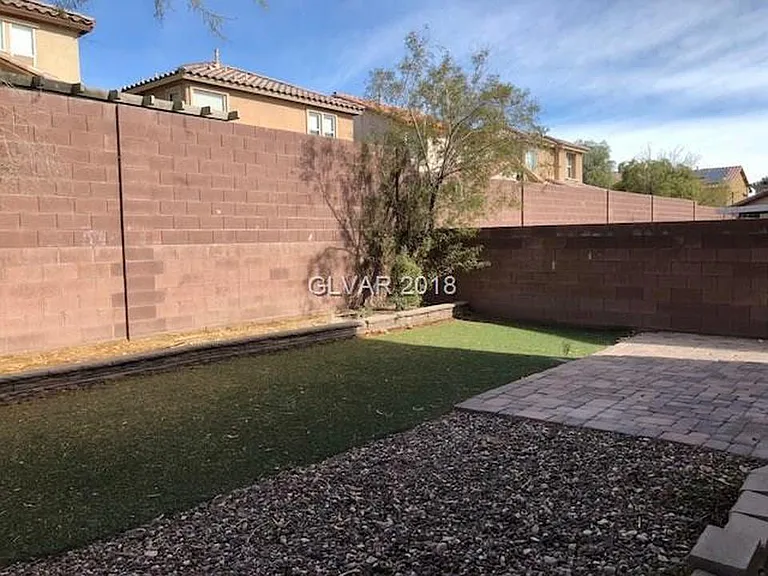 9248 Weeping Water Ave — Photo 16