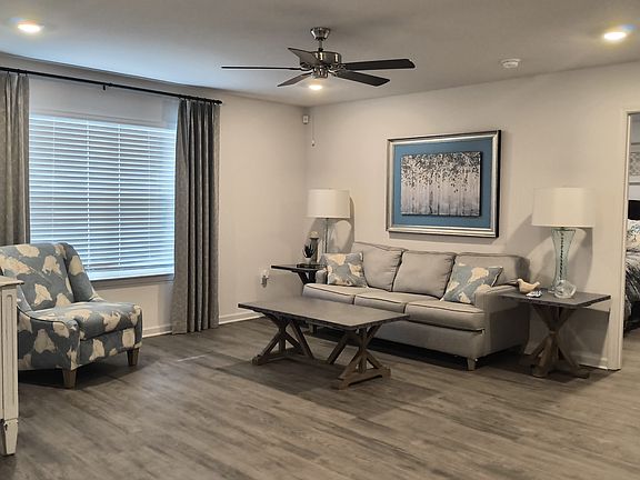 5th image of 8004 Westwood Cir #5