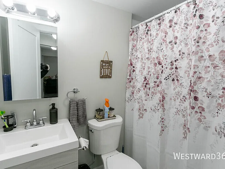 3543 N Lawndale Ave #1 — Photo 6