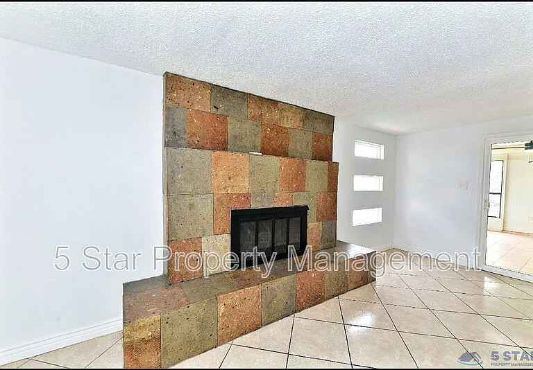 10565 Murphy St — Photo 21