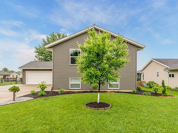 2nd image of 2230 Hillview Dr