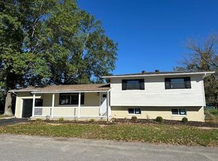 1 Benton Ct, Huntington, WV 25705