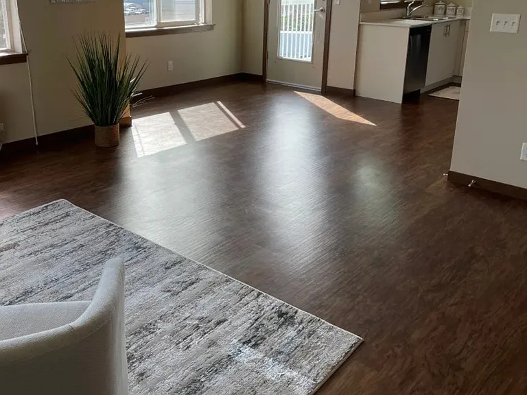 Deer Haven Apartments — Photo 8