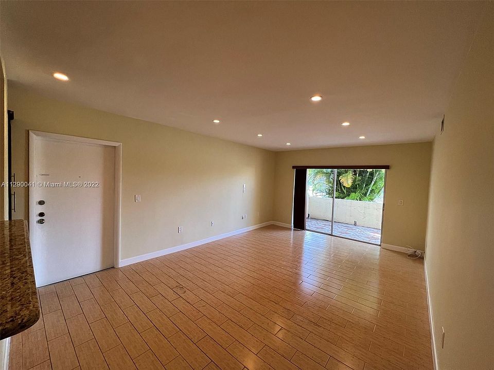 1st image of 13811 SW 90th Ave APT H105