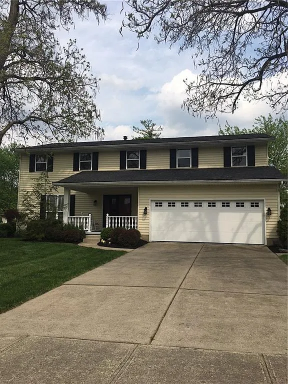 3024 Linmuth Dr E photo 1