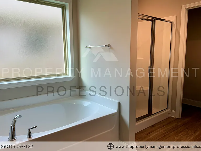 215 Serenity Lake Dr — Photo 20