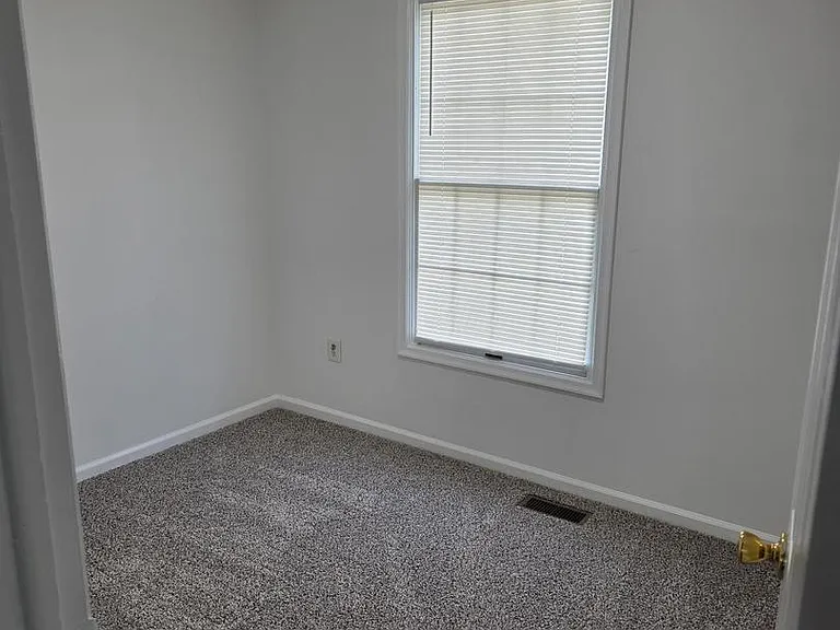 52 Chins Ct — Photo 17