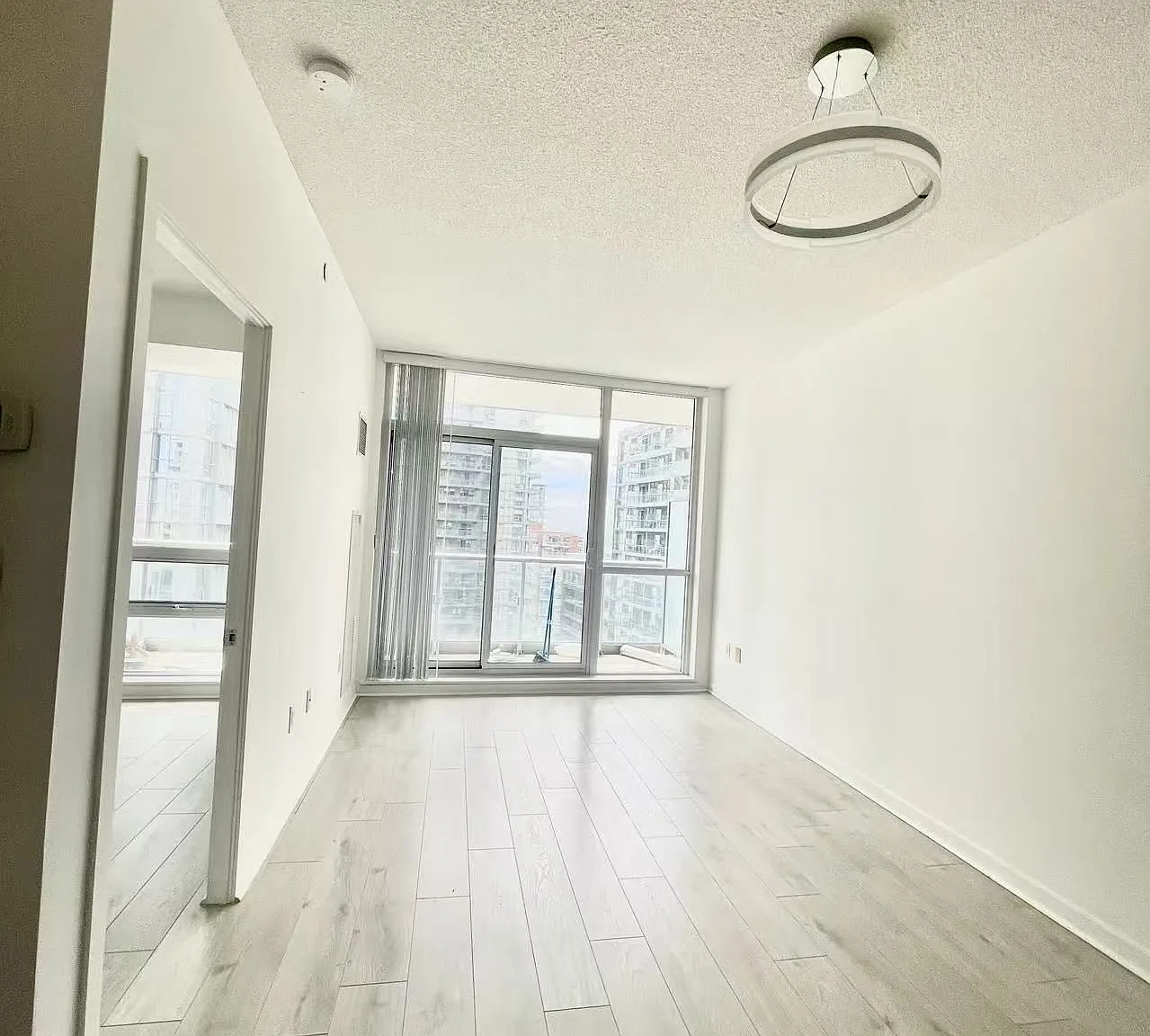 2 bed, $2,400 — Photo 3