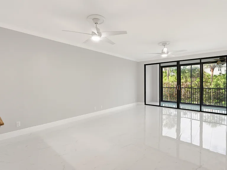 220 Lake Dr #206 — Photo 15