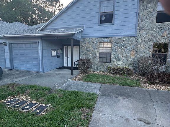 3rd image of 9042 York Ln