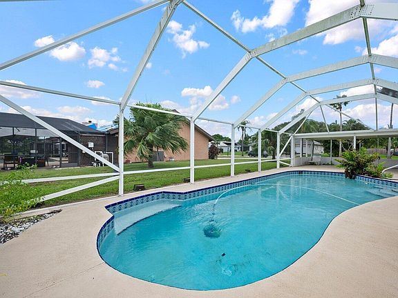 3rd image of 2442 SE Gowin Drive