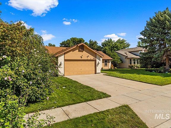 3rd image of 528 W Elwood Dr