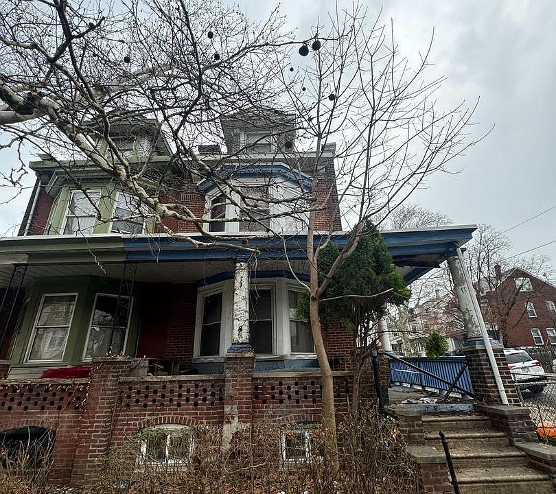 1st image of 4726 Oakland St