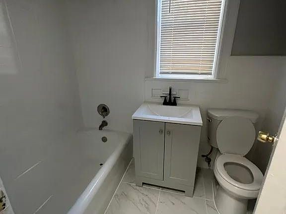 2nd image of 325 Union St #C4a