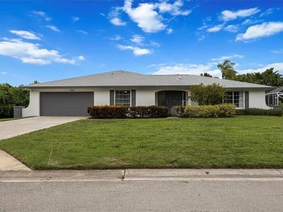 389 Country Club LN, Naples, FL, 34110