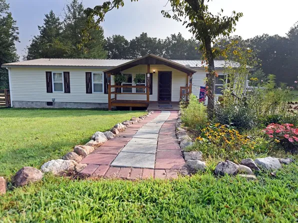 41 Old Wilscott Ln, Blairsville, GA 30512